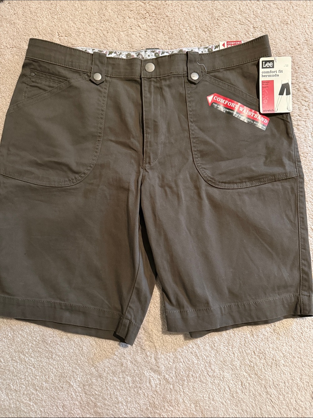 Lee Women's Comfort Fit Bermuda Shorts - Olive Green